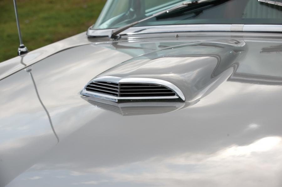  Ford Thunderbird Convertible 1956 года  (фото 22 из 34)